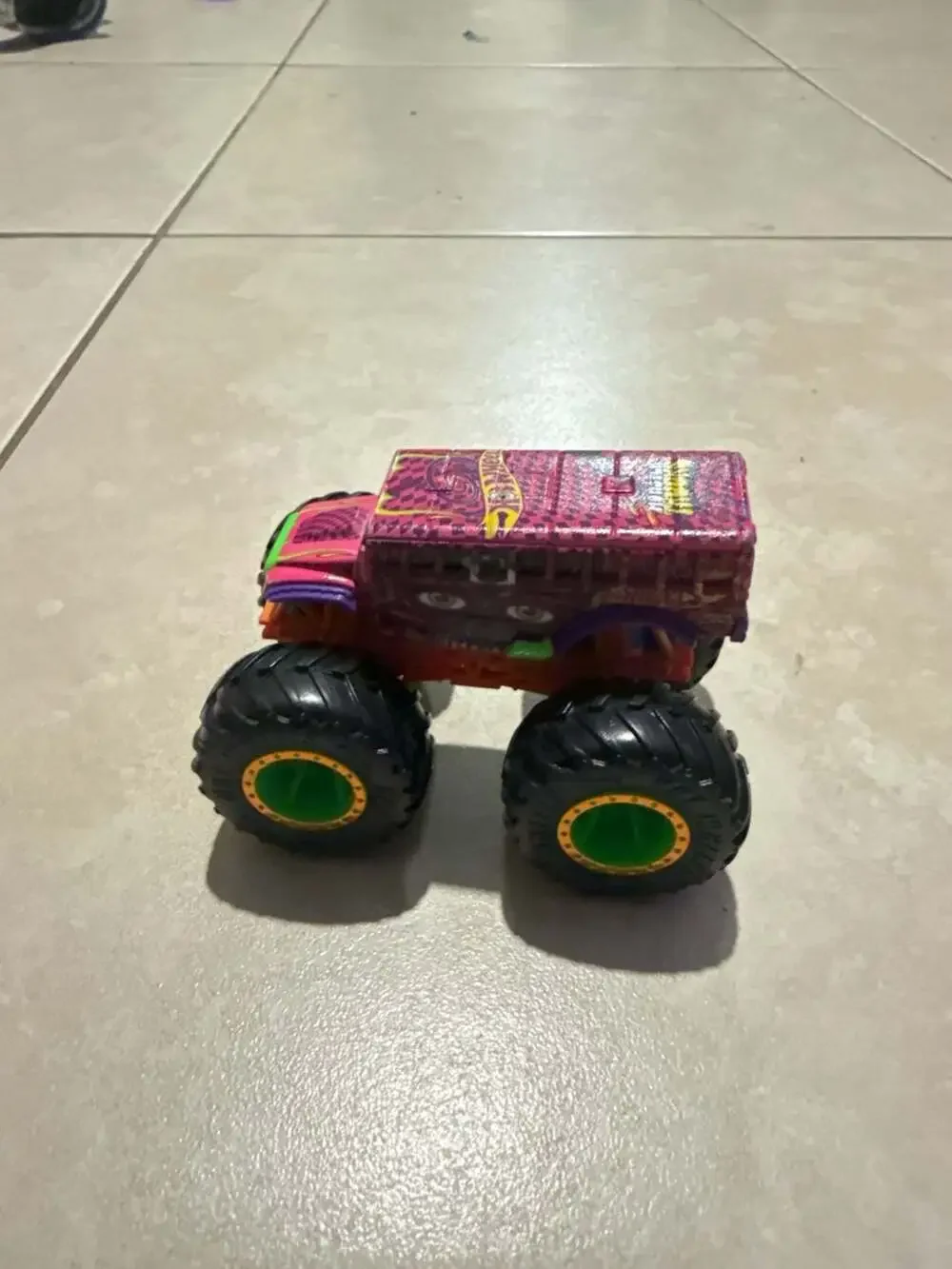 Hot Wheels Monster Trucks Too S'Cool School Bus Diecast Car 1:64 Scale